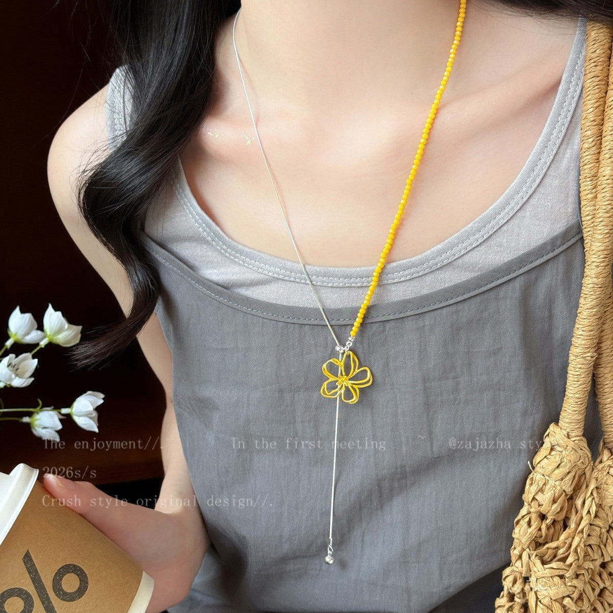 Spring Atmosphere Multicolor Cutout Small Flower Beaded Female Niche Design Necklace