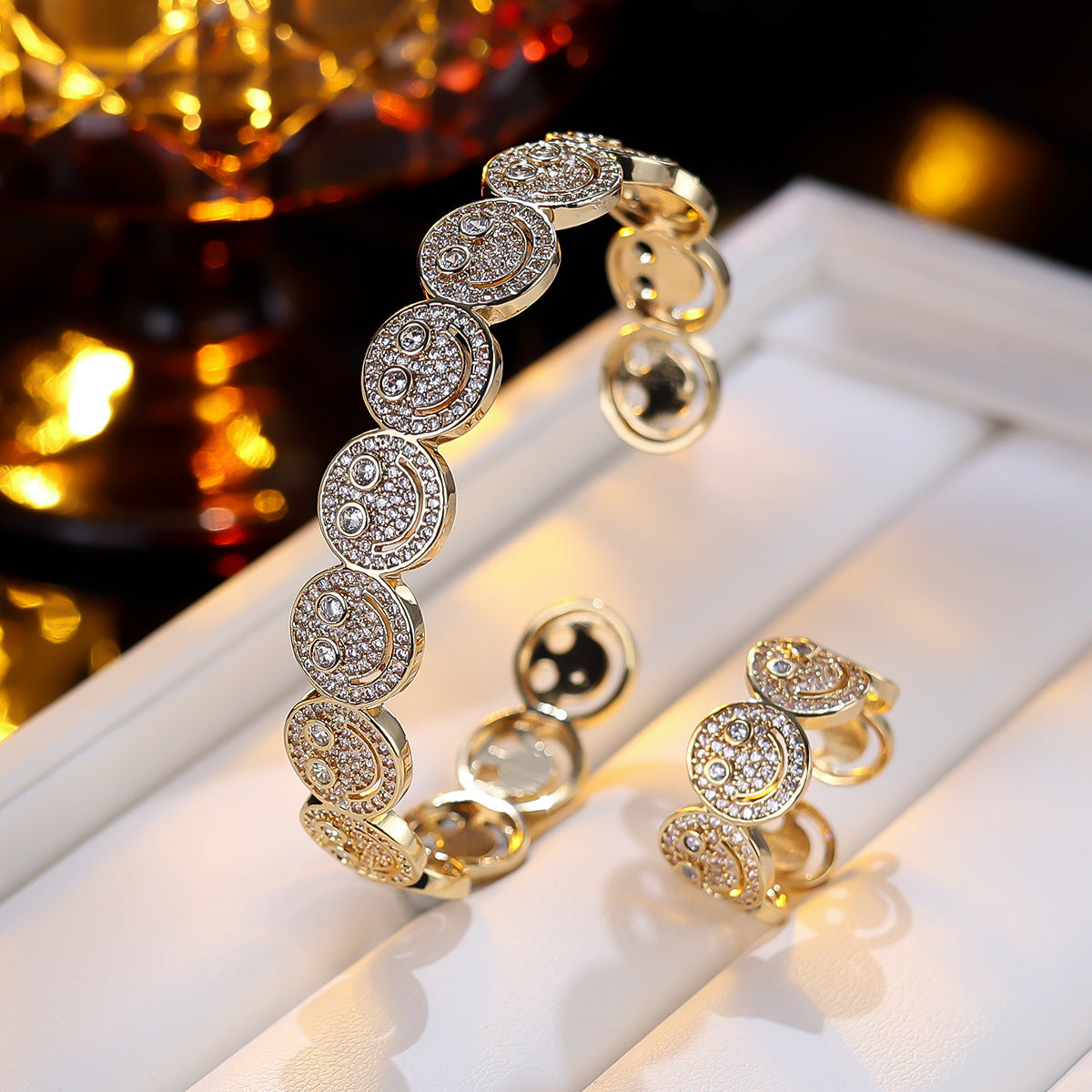 Simple Round Smiley Face Synthetic Zircon Bracelets