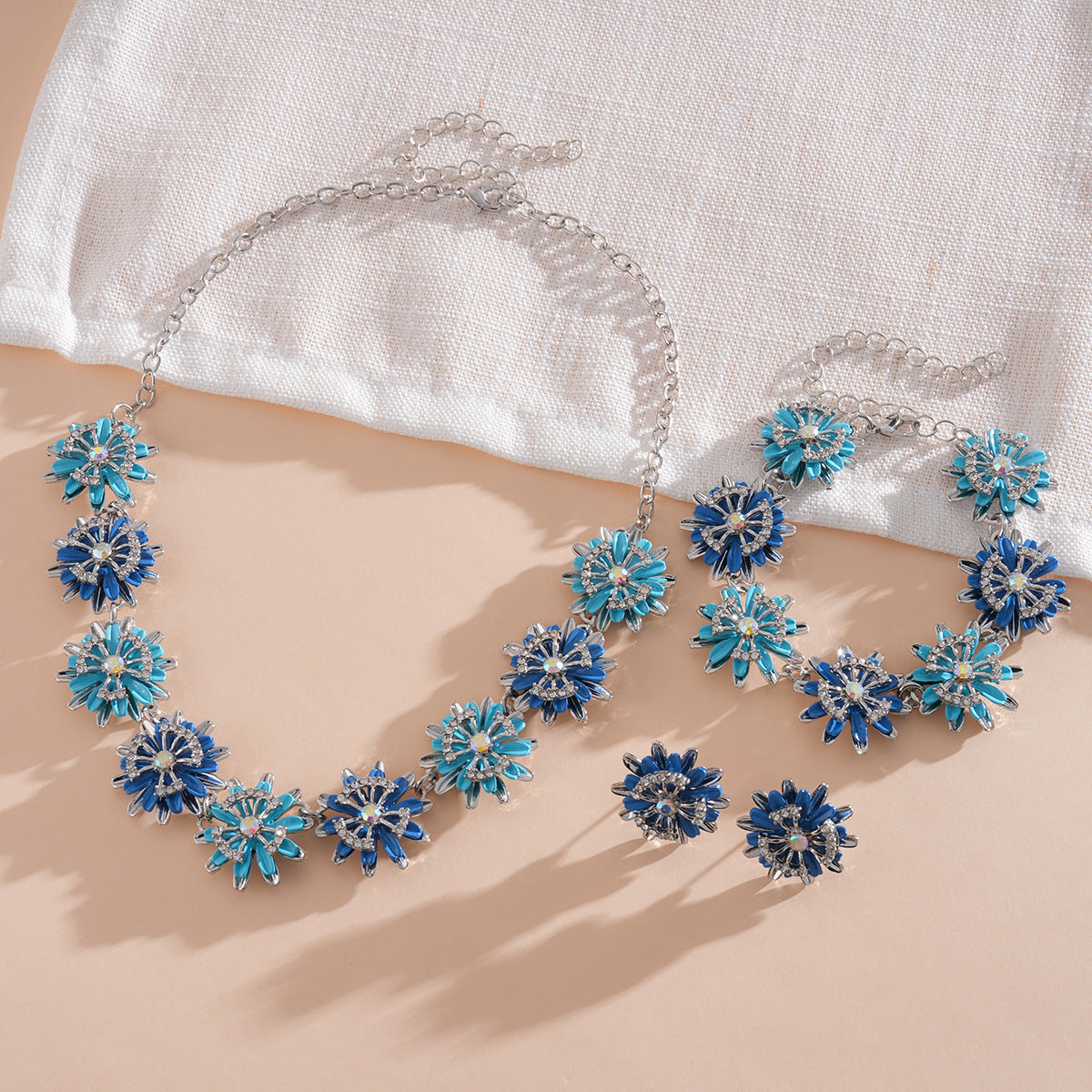 Style Turquoise Blue Diamond Flower Ear Light Luxury Minority Clavicle Necklaces