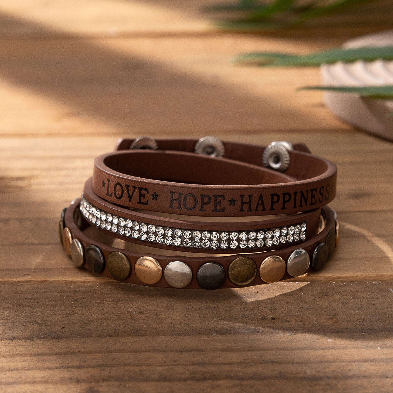 Bohemian Leather Magnetic Snap Style Fashion Bracelets