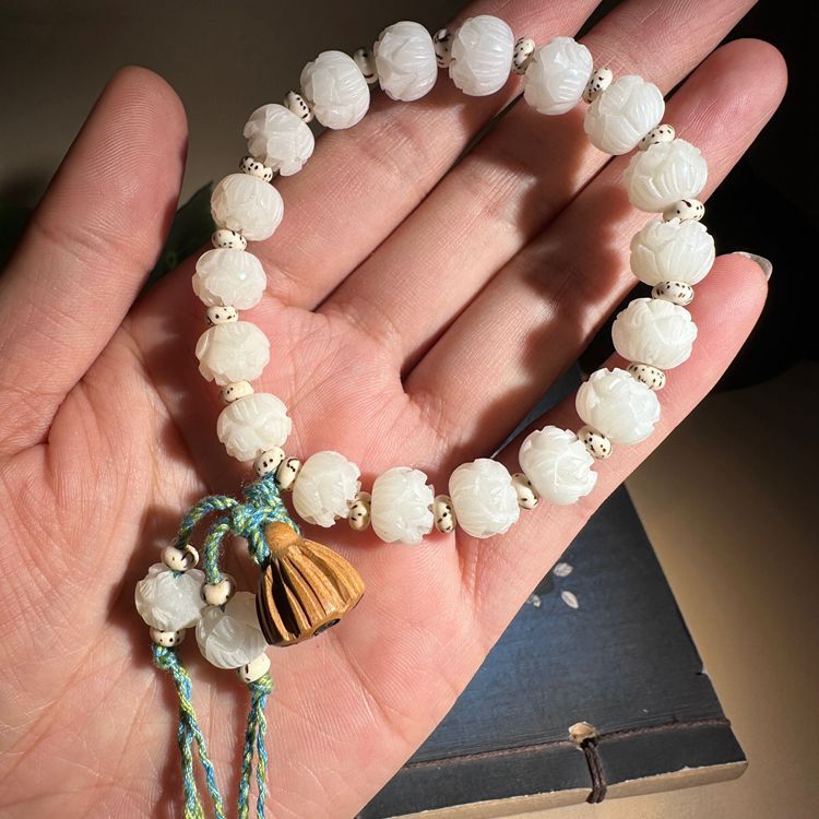 Women's Lotus Beads White Jade Bodhi Buddha Prayer Bracelets