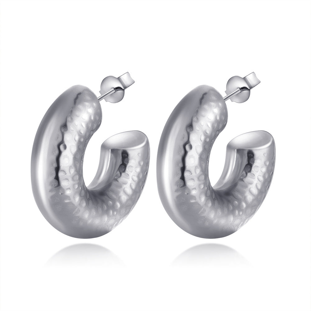 Women's Retro Style Fashionable Stainless Steel Hollow High-grade Light Earrings