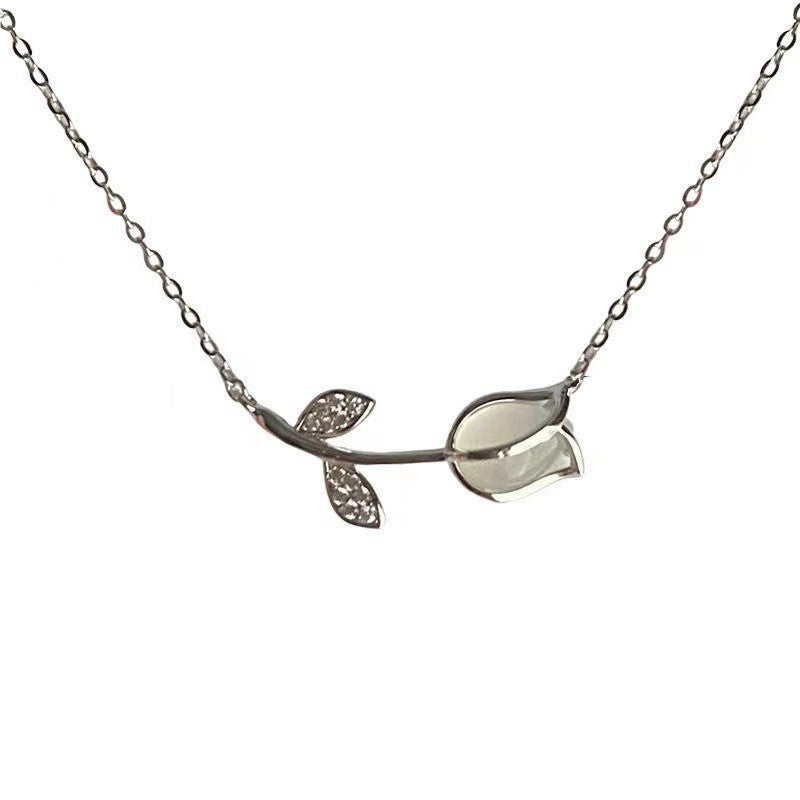 Women's Style Imitation Cat Eye Elegant High Sense Clavicle Chain Birthday Necklace