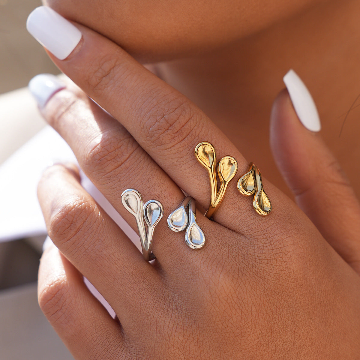 Women's High-grade Light Luxury Packaging Small Round Strip Design Ring