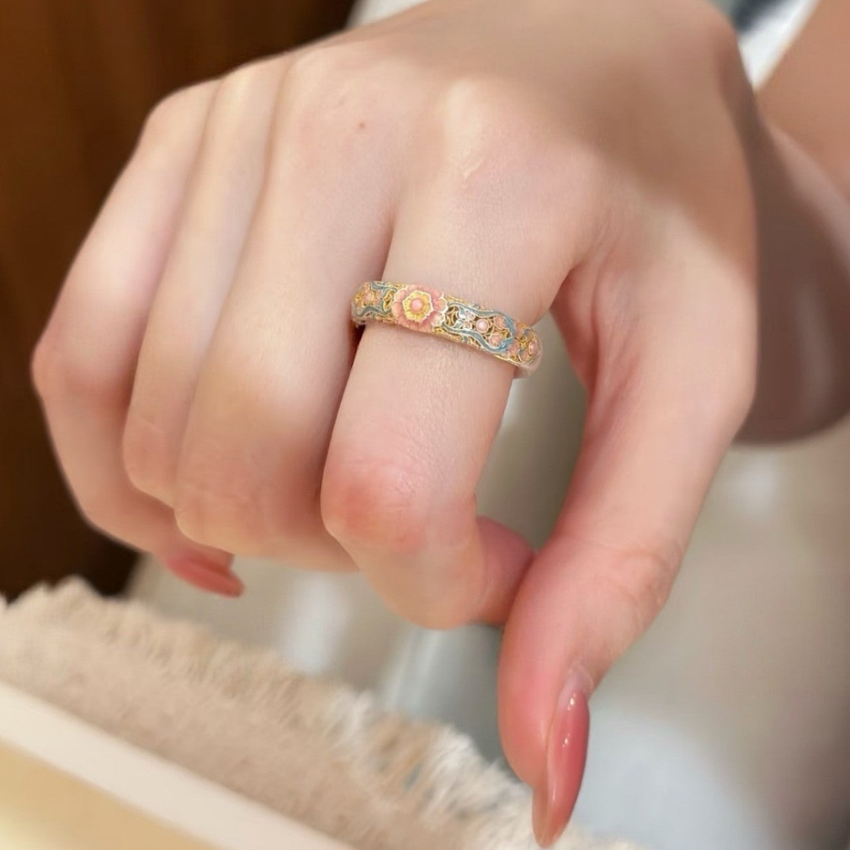 Women's Enamel Begonia Niche High-grade Light Luxury Ring