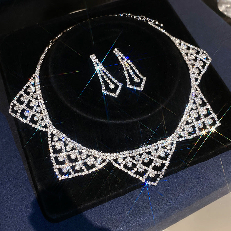 Women's Exquisite Clavicle Chain Light Luxury High-grade Earrings