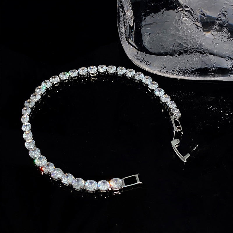 Women's Korean Geometric Round Zircon Light Luxury High-grade Stylish Simple Bracelets