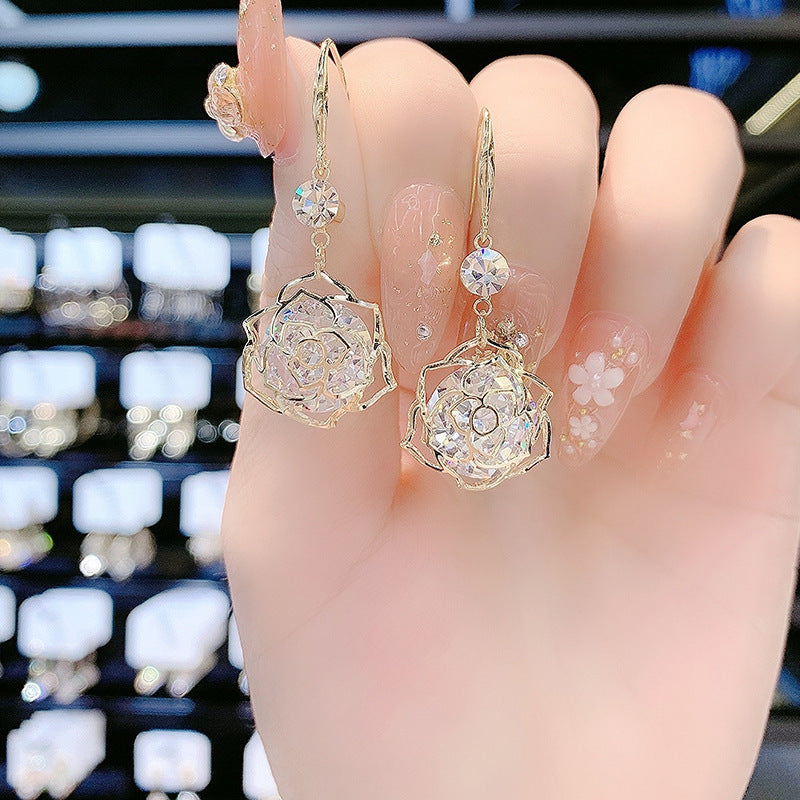Women's High-grade Hollow Rose Crystal Trendy Fashion Ear Hook