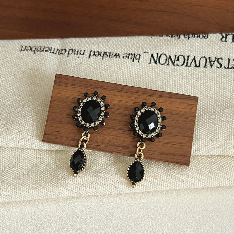 Black Style Sweet Cool Niche Design Earrings