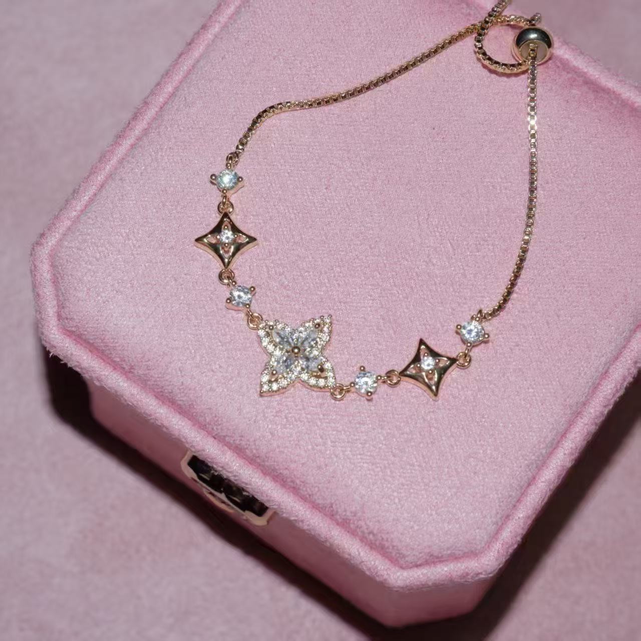 Full Diamond Flower-de-luce Pull Adjustment Light Luxury High-grade Bracelet
