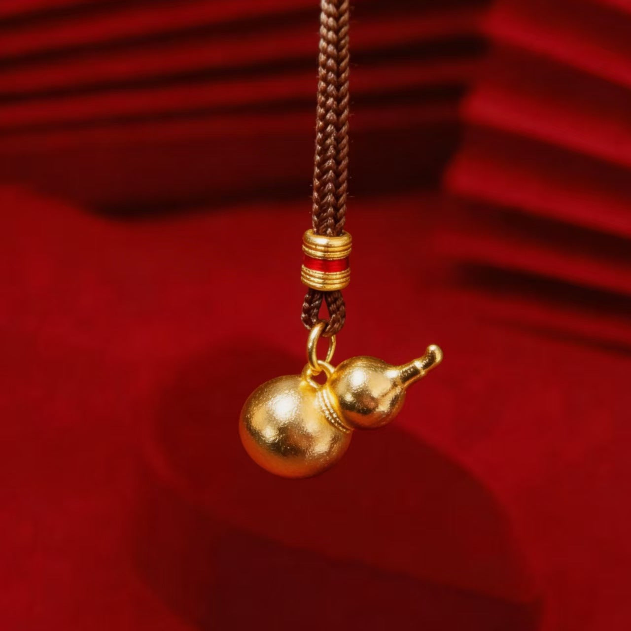 Women's & Men's Gourd Yellow God Of Wealth Buddha Mixed Alloy Retro National Necklace