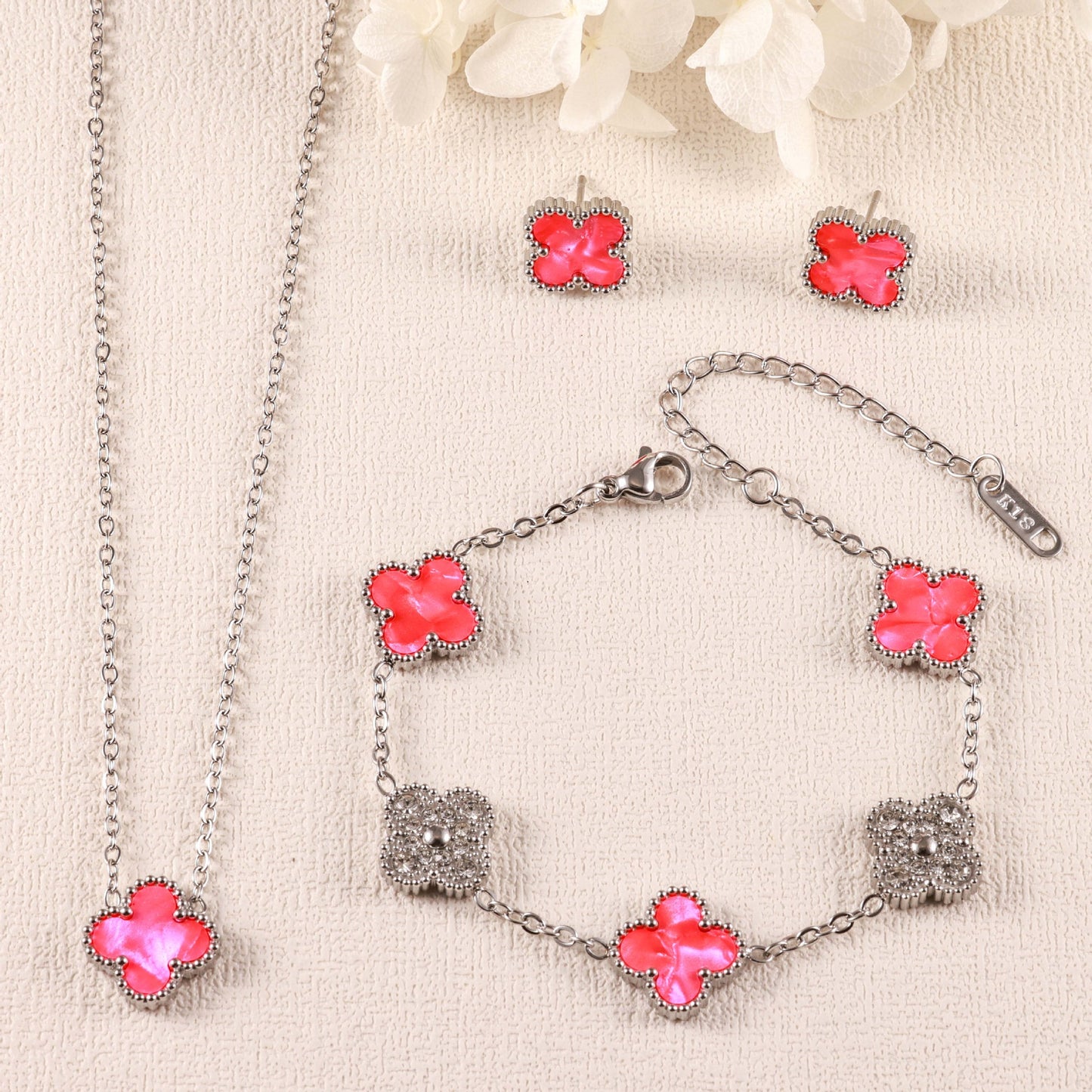 Clover Three-piece Ear Gold Plated Zircon Bracelets
