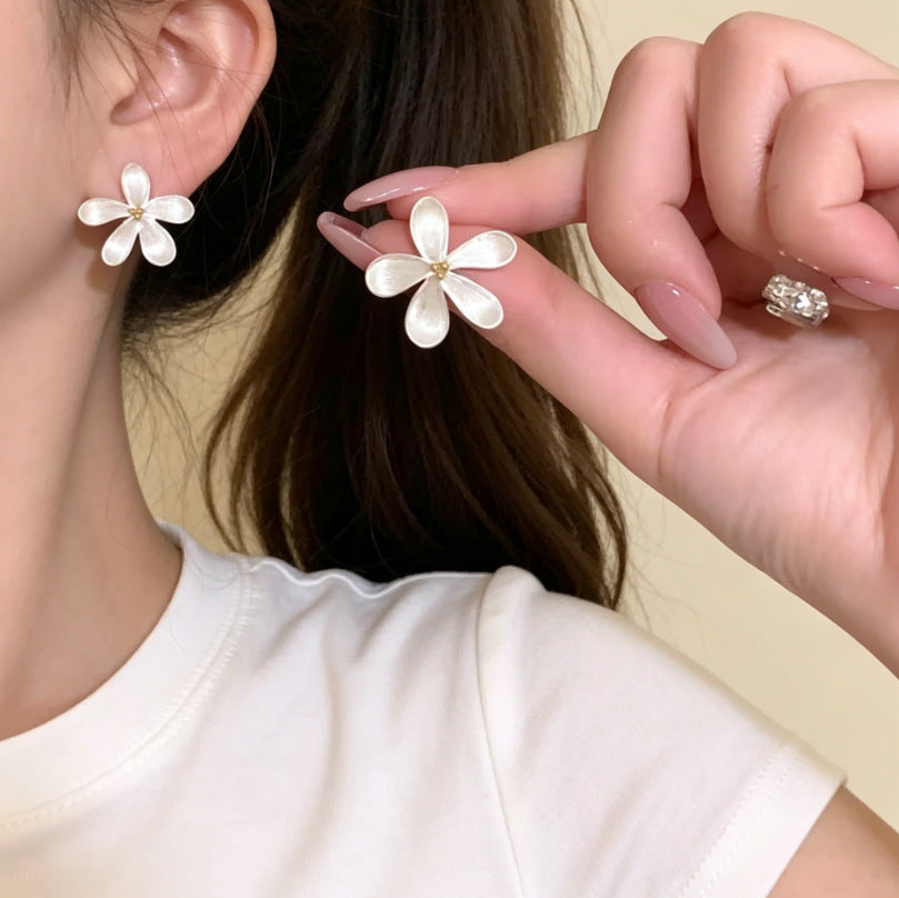 Women's Diamond For Chic Elegant Fresh Sweet Stud Earrings