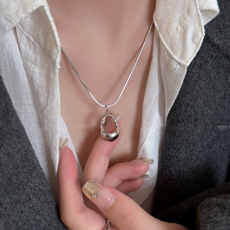 Sier Safety Lock Chinese Style White Necklace