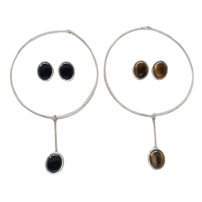 Dong White Shell Black Agate Choker Female Collar