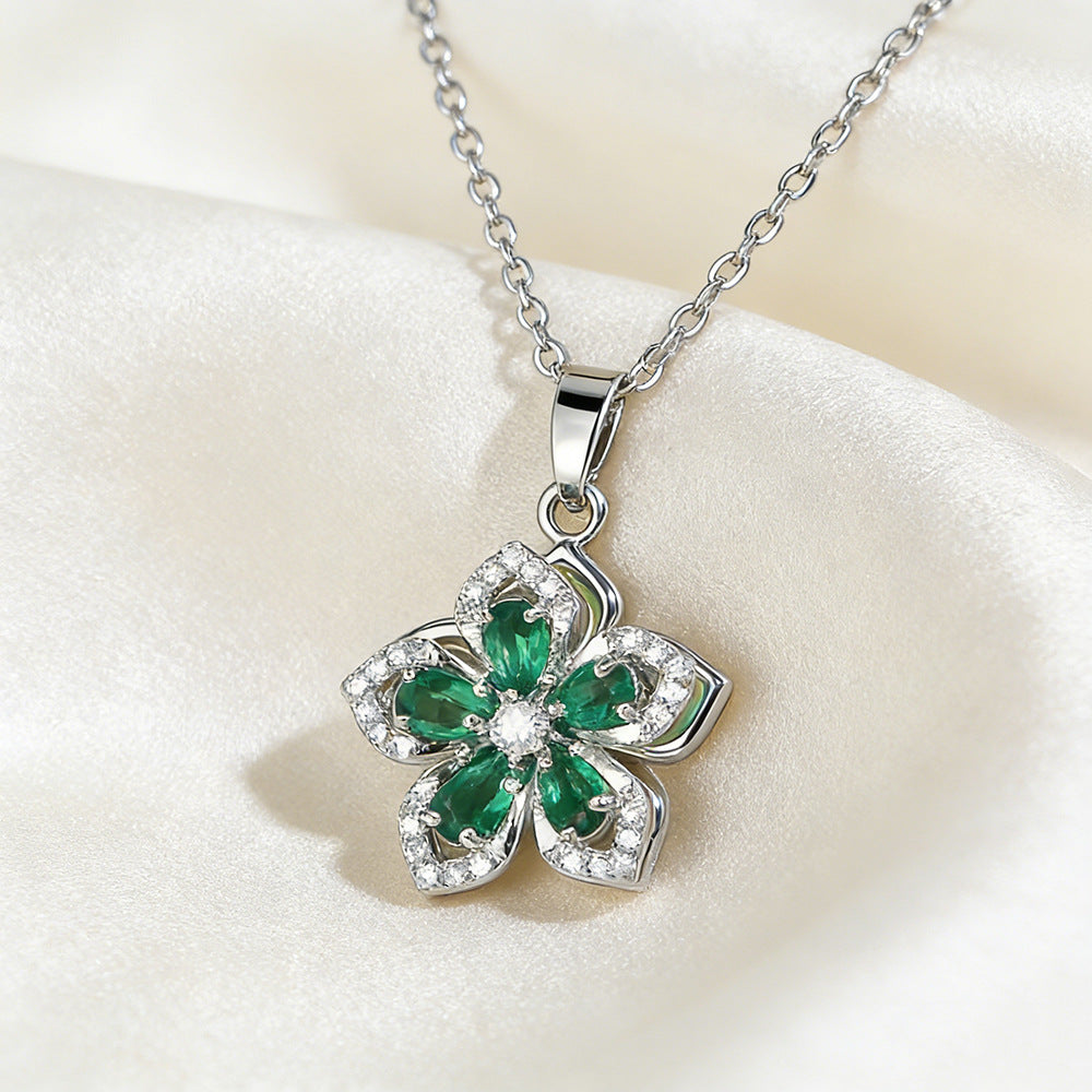 Women's Zircon Light Luxury High-grade Rotating Flower Fashion Titanium Steel Clavicle Necklaces