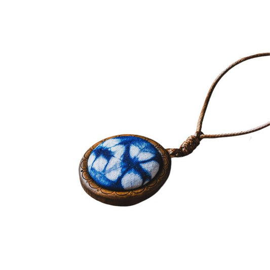 Ethnic Style Wood Carving Vintage Artistic Sweater Chain Plant Dyed Necklace