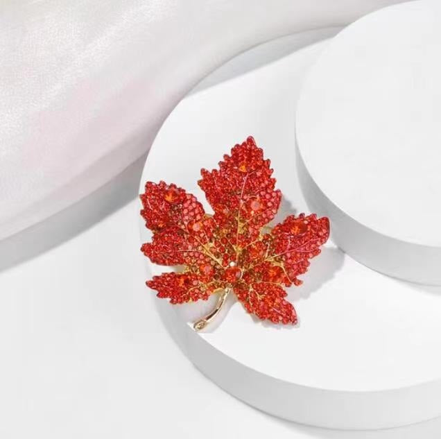 Women's Micro Zircon Brooch Exquisite Plant Pin Brooches