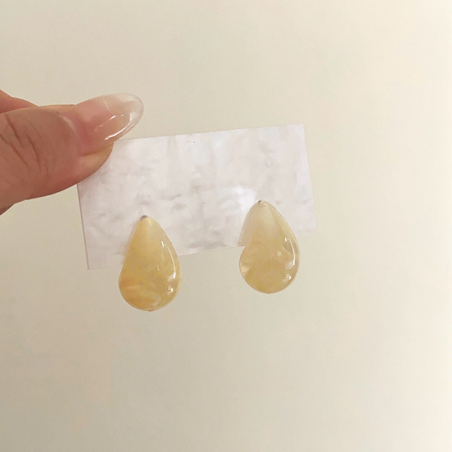 Colorful Water Drop Acrylic Simple Stylish High-grade Temperament Sier Ear Earrings