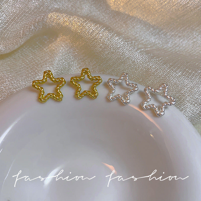 Five-pointed Star Twist Metal Female Gentle Earrings