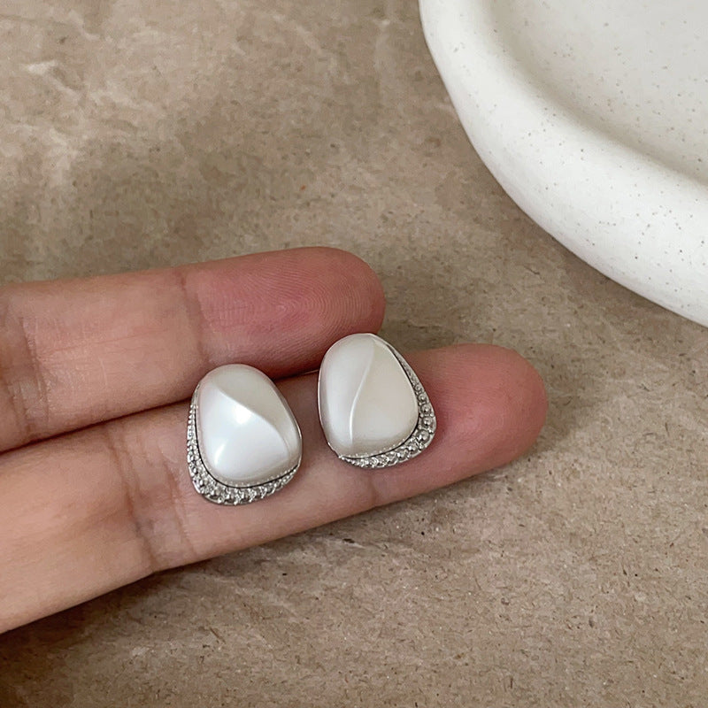 Geometric Beans Metal Female Niche High Sense Temperament Earrings