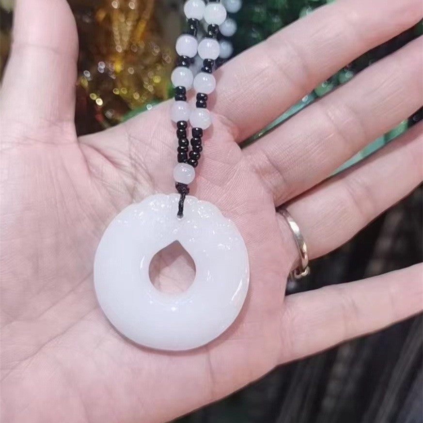 Chain Imitation White Jade Tiger Year Event Drainage Necklace