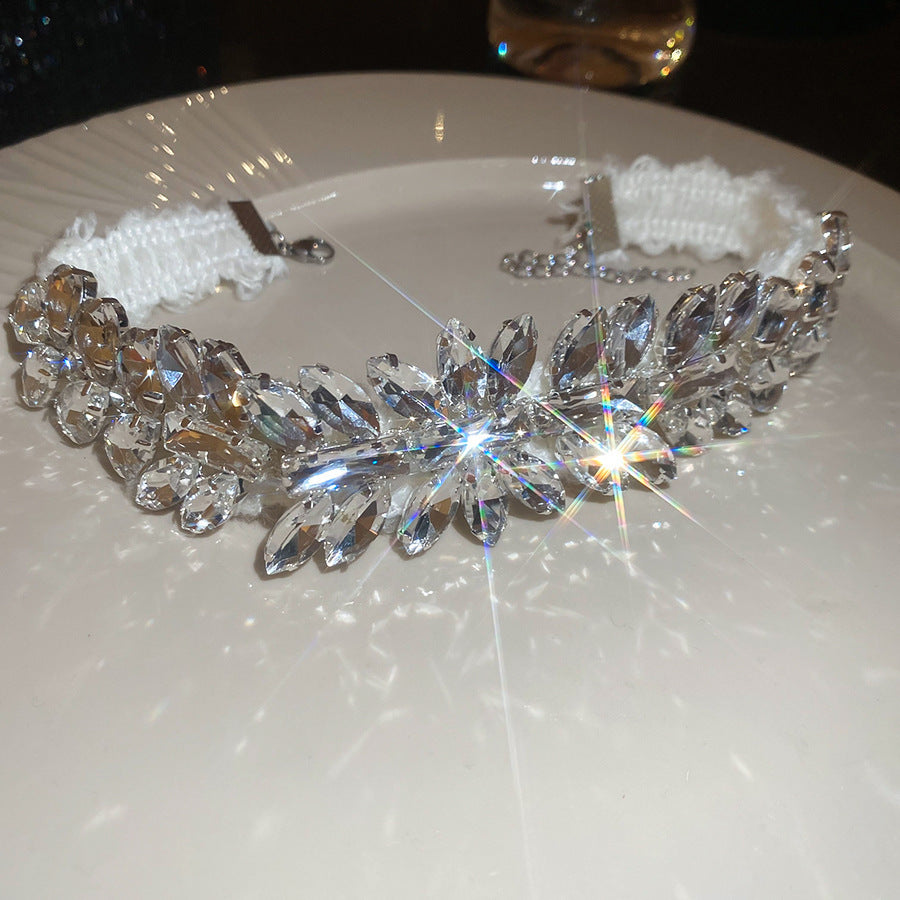 Women's Luxury Minority Clavicle Chain Palace Style Jewelry Set