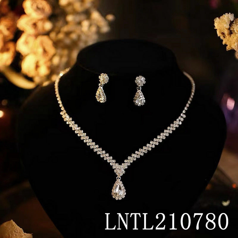 Women's Chain Suite Two-piece Water Drop Clavicle Dinner Necklaces