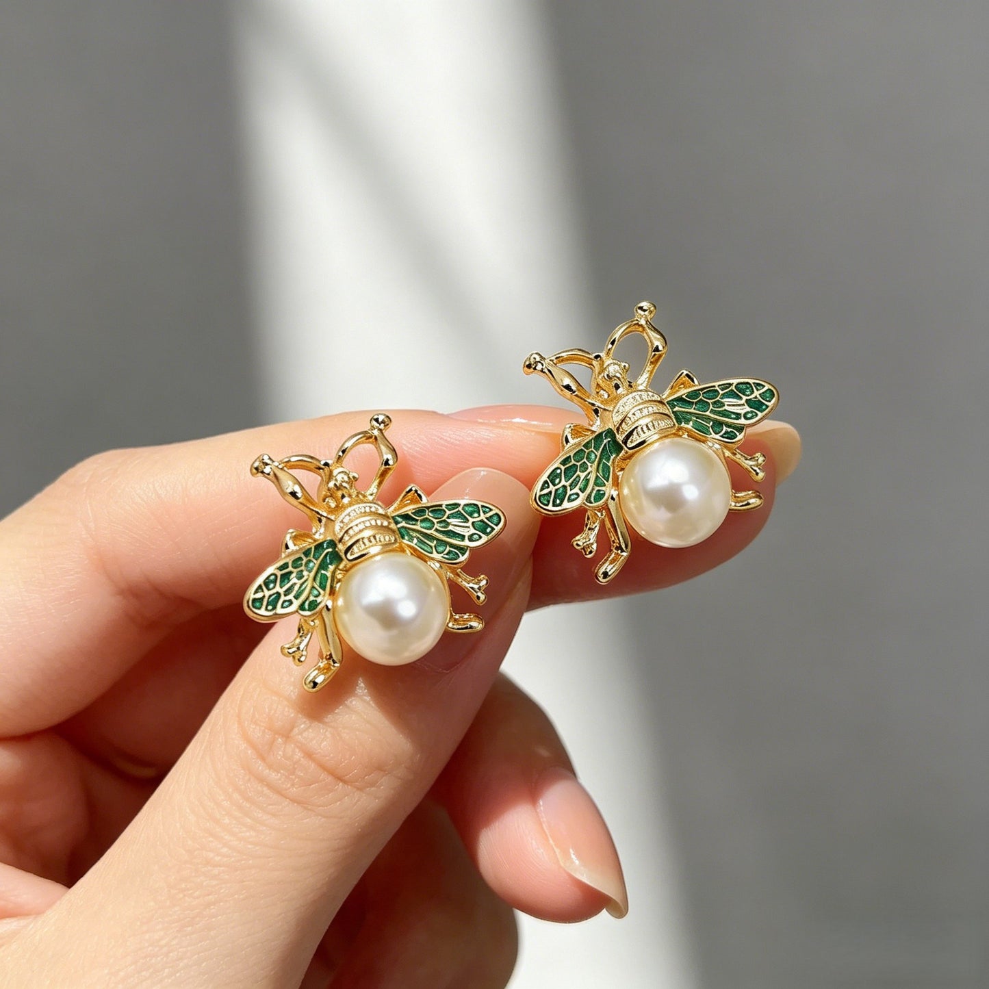 Style Round Pearl Green Bee French High-grade Rings