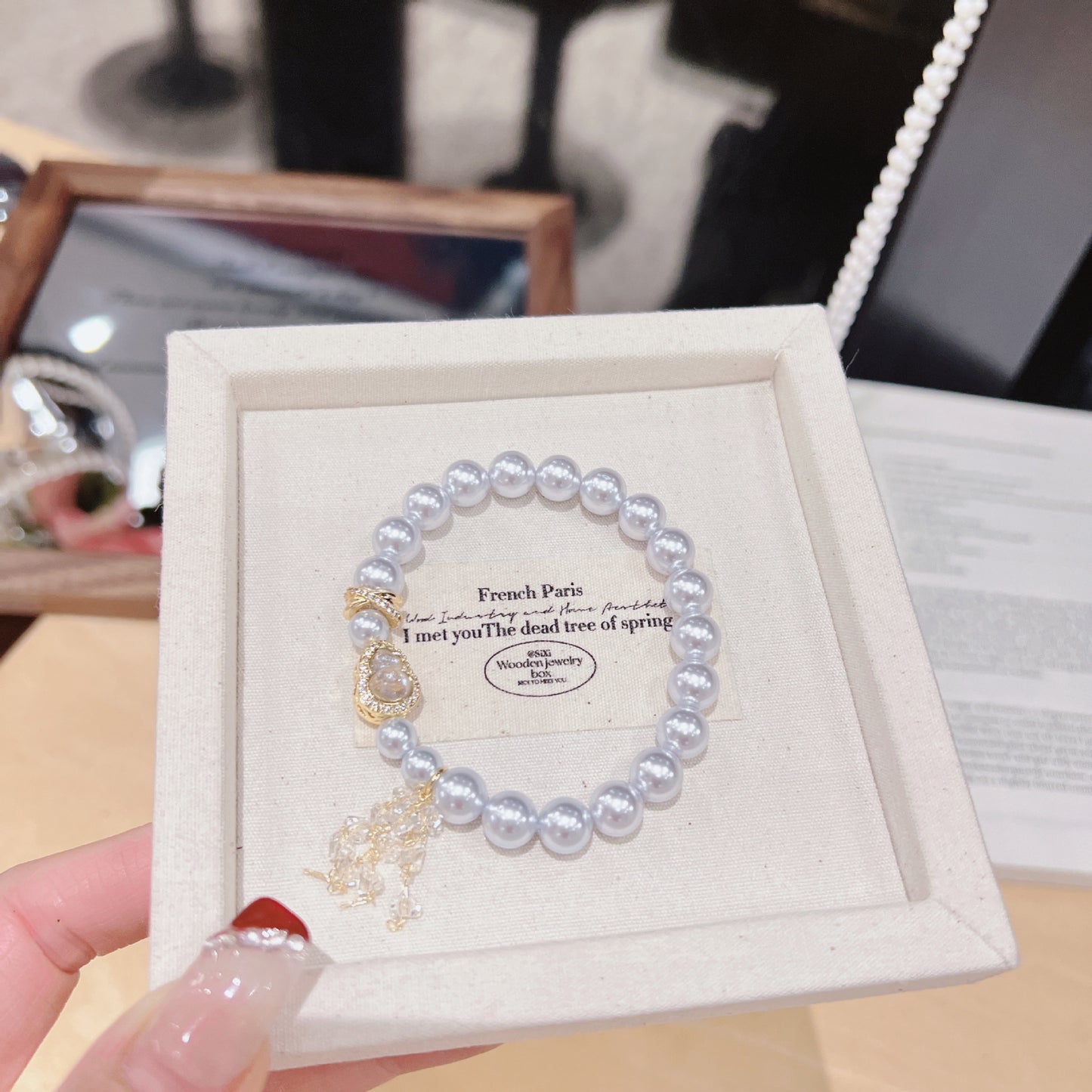 Women's Pearl Series Classic High-grade Temperament Style Bracelet