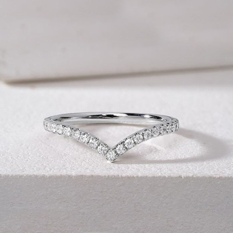 Moissanite V-shaped Row Diamond Stacked Female Rings