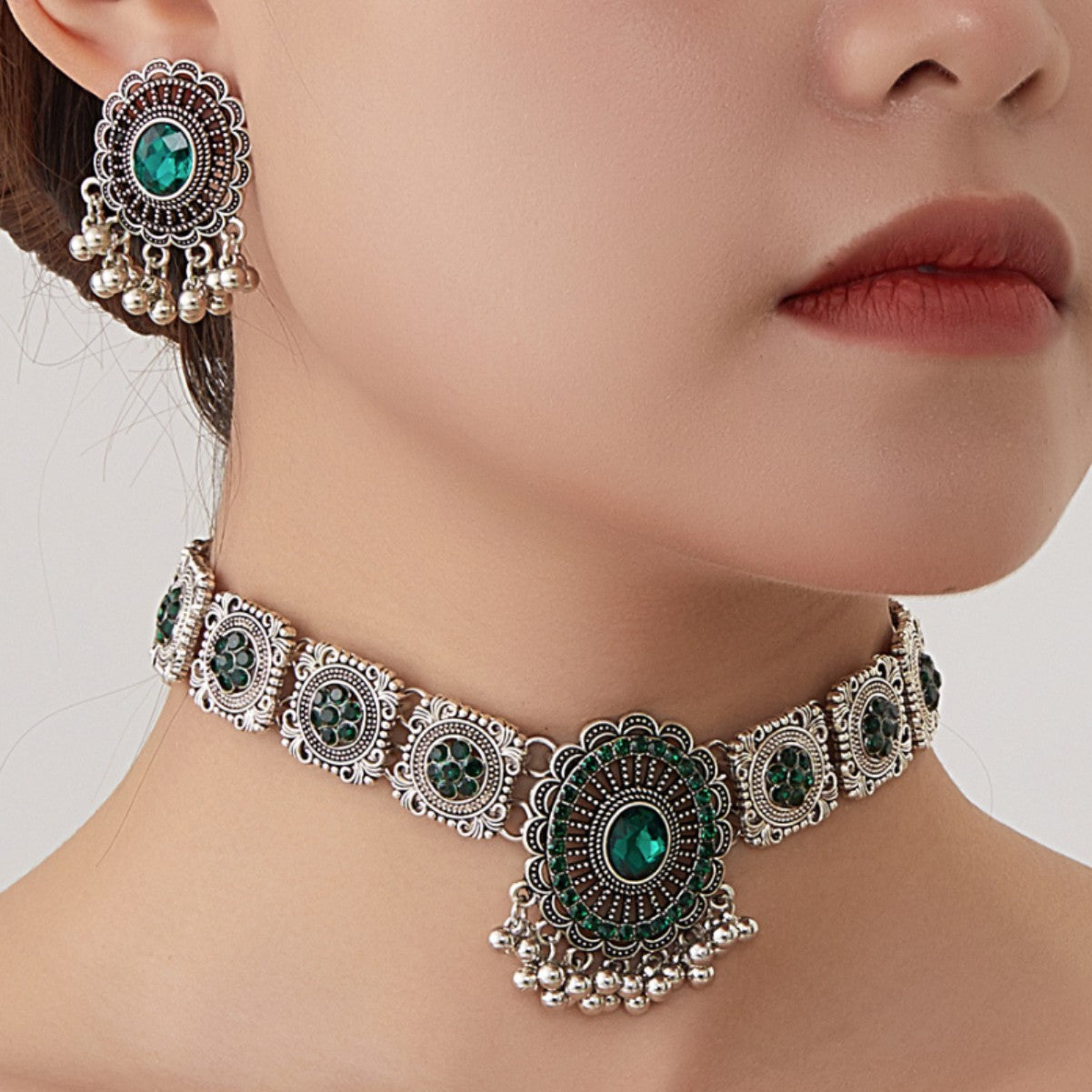 Indian Style Drop-shaped Diamond Beads String Jewelry Set