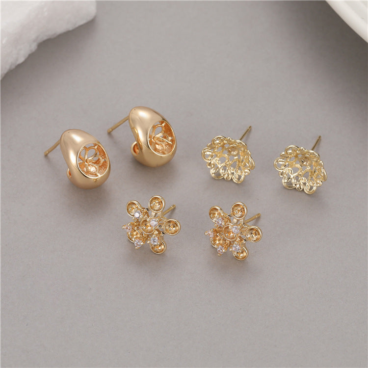 Women's Snowflake Pearl High Sense Graceful Simple Personalized Cold Style Stud Earrings