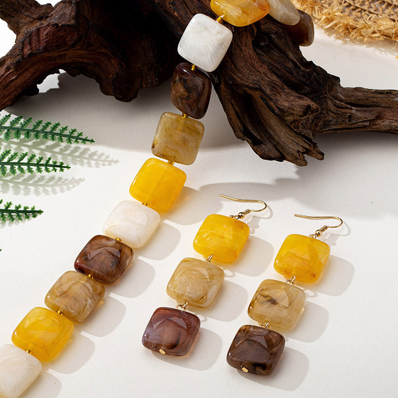 Women's Retro Amber Square Beaded Vintage Style Earrings