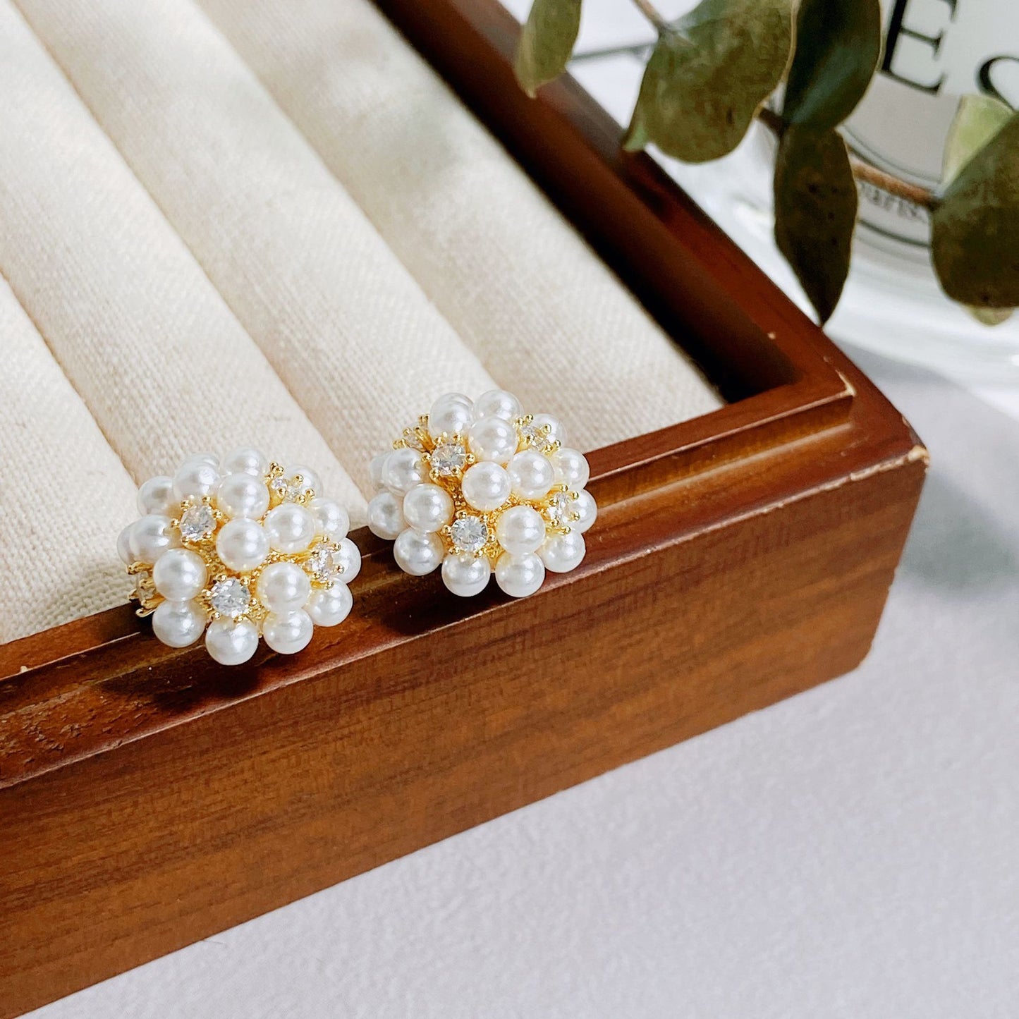 Bridal Bouquet Pearl Diamond Ball Ear Sier Needle Small Refined Rings