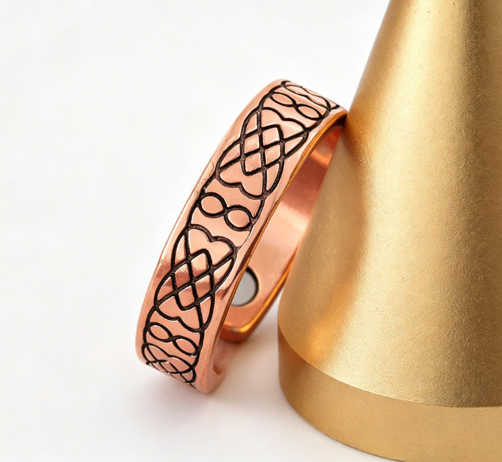 Bronze Creative Pattern Magnet Retro Fashion High Sense Ring