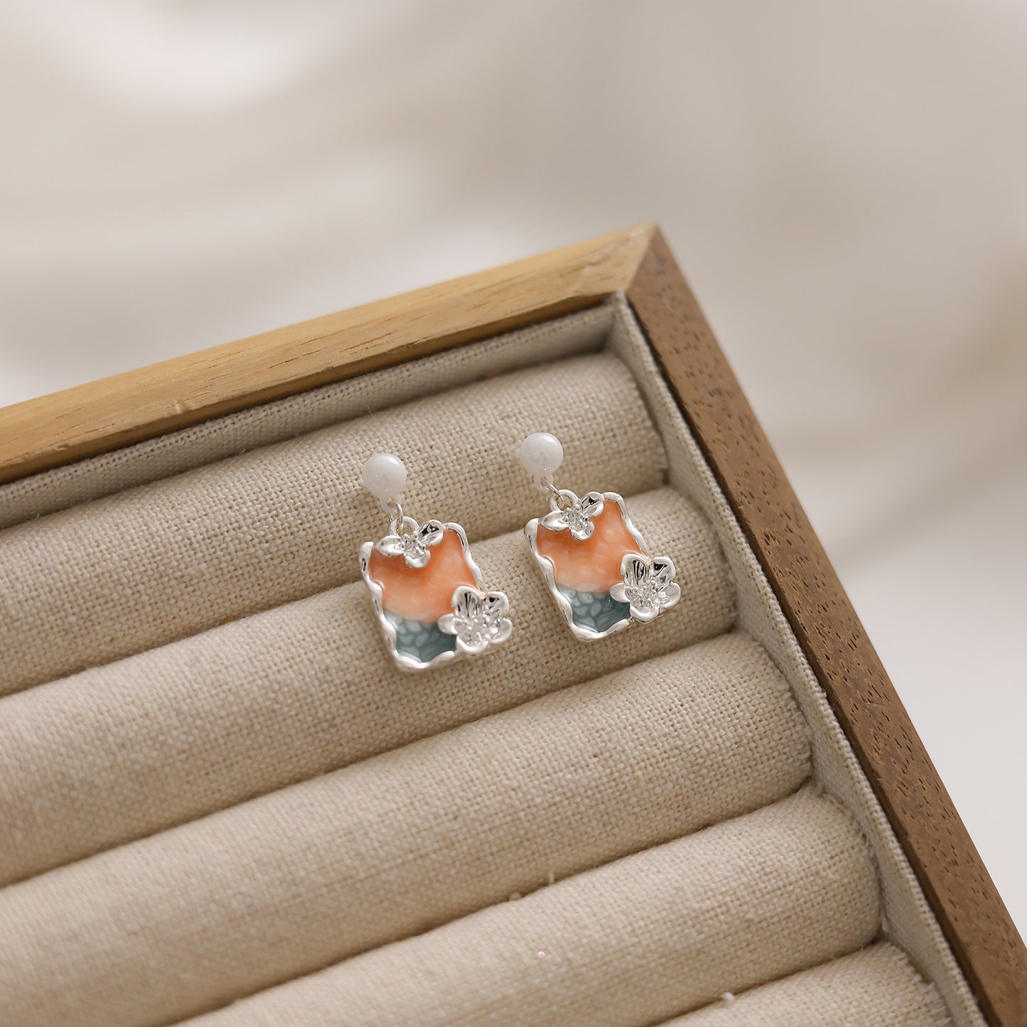 Gradient Biological Porcelain Pin Design Fresh Sweet Rings