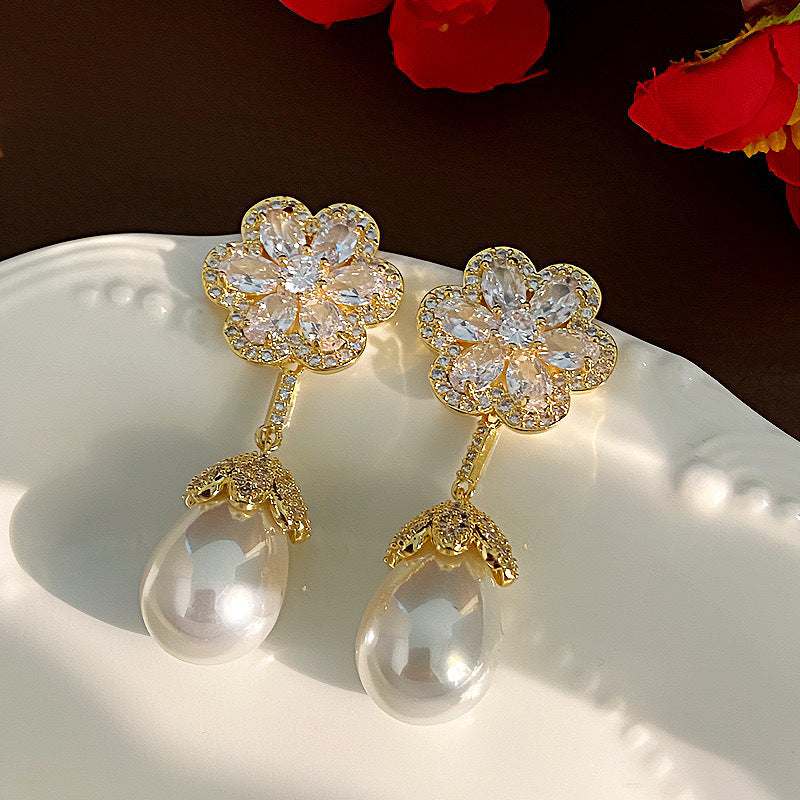 Women's Sier Needle Flower Color Zircon Mori Sweet Fashion Earrings