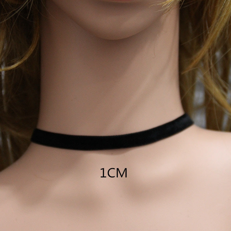 Ju Classic Black Simple Female Veet Collar
