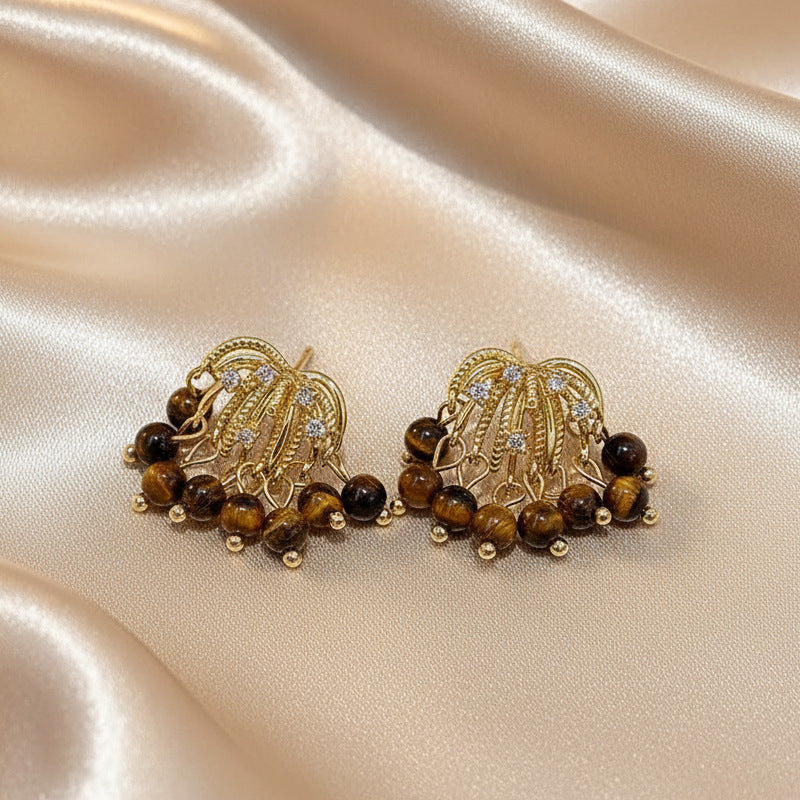 Women's Special Interest Light Luxury High-grade Retro Style Stud Earrings