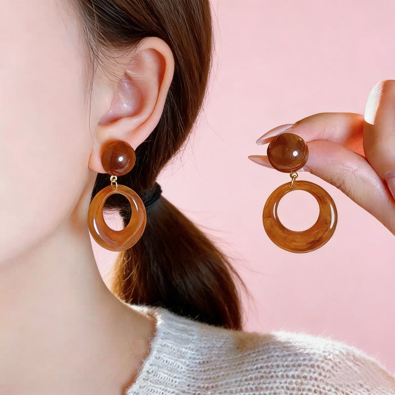 Women's Resin Geometric Round Unique Personality Wild Temperament Earrings