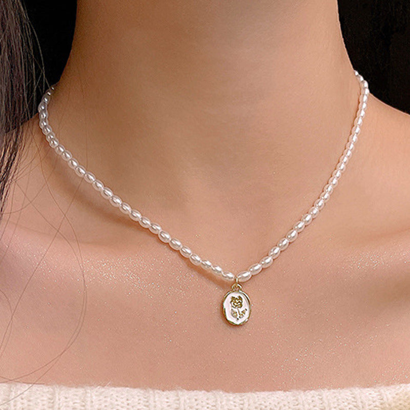 Women's Stitching Heart Clavicle Chain Light Luxury Necklaces
