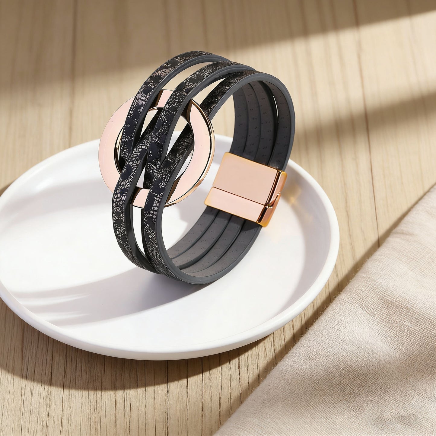 Twin Sense Leather Female Style Niche Design Bracelet