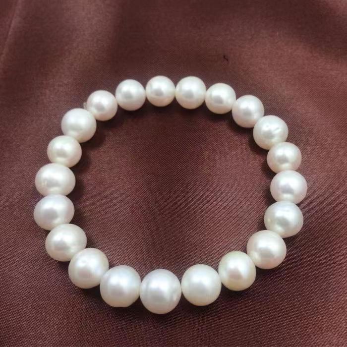 Women's Freshwater Pearl Korean Style Near Round Elegant Simple Series Holiday Bracelet