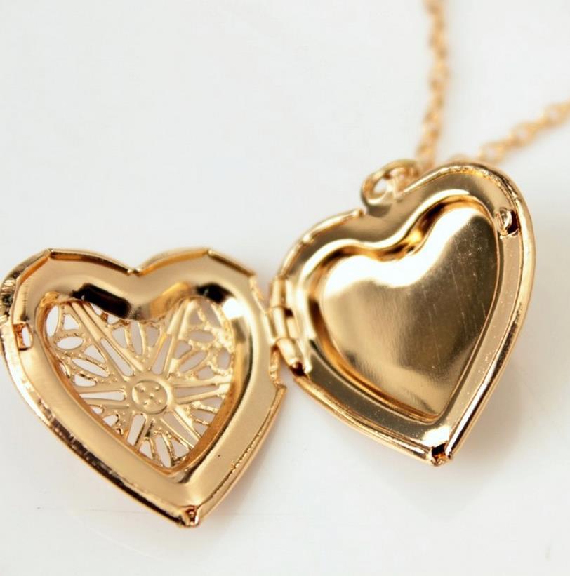 Love Frame Box Openable Sweater Chain Necklace