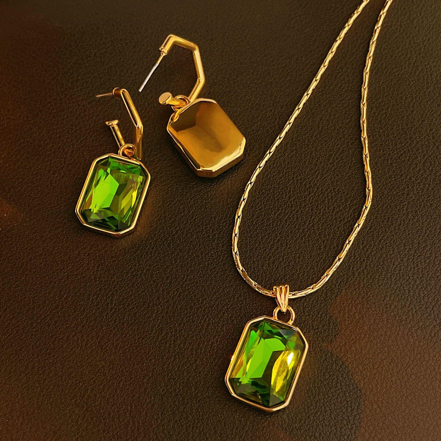 Style High-grade Gold Green Crystal Fashion Suit High Earrings