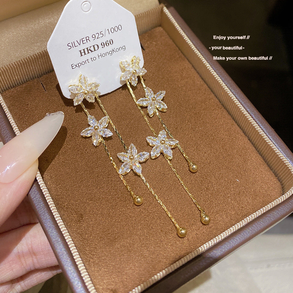 Women's Korean Style Zircon Flower Tassel Fashion Delicate Niche Sense Face Earrings