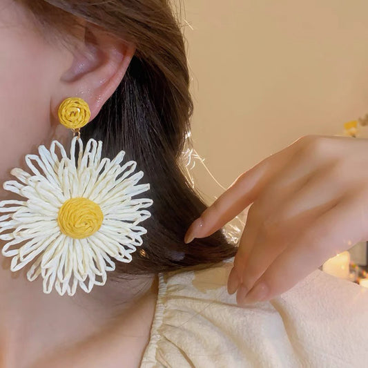Female Raffia Summer High Sense Profile Fashion Graceful Vacation Stud Earrings