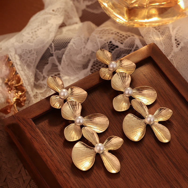 Long Alloy Flower Tassel Elegant Retro Stud Earrings