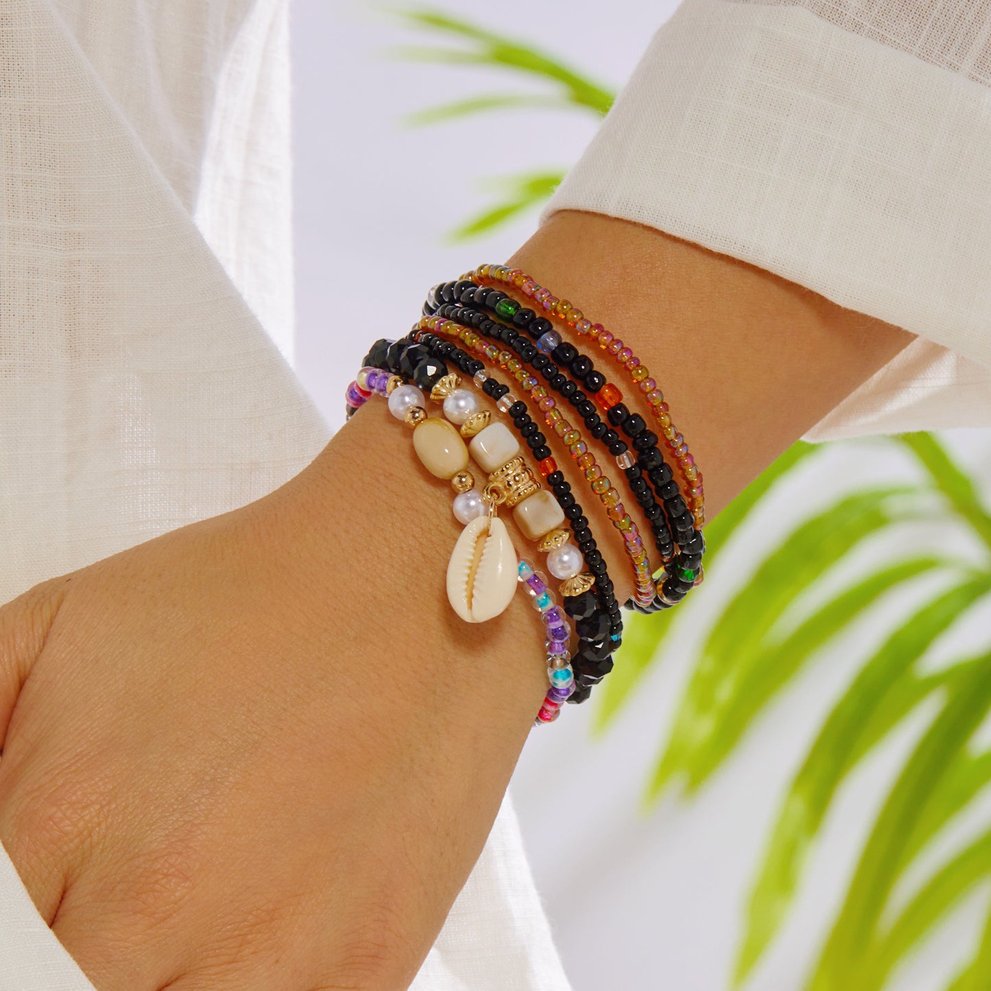 Women's Bohemian Shell Design Bead Elastic Bracelet